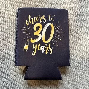 Black and Gold 'Cheers to 30 Years' Can Cooler